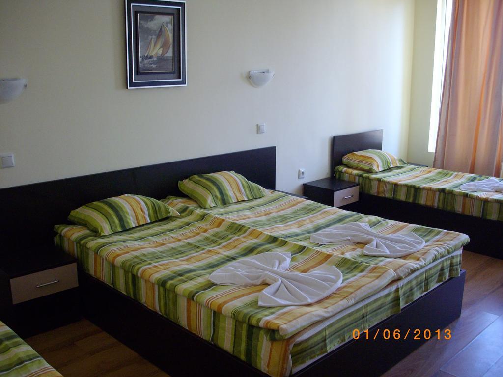 Семеен Хотел Атива - Family Hotel Ativa Лозенець Екстер'єр фото