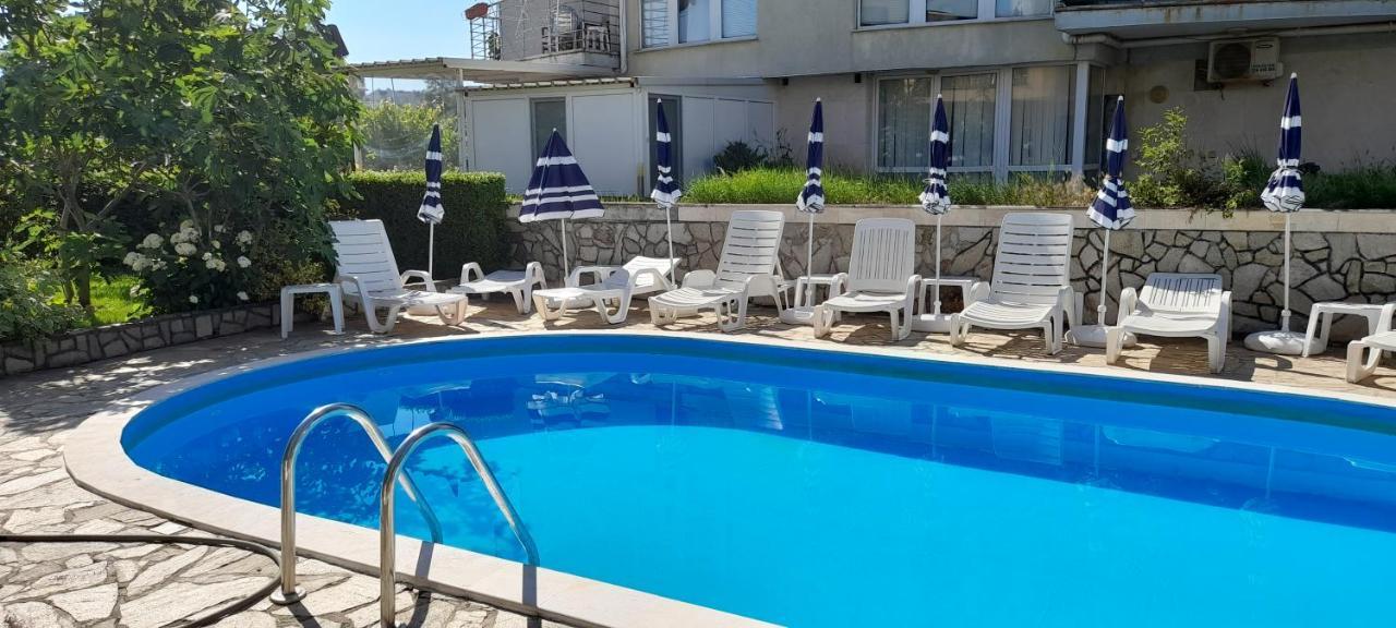 Семеен Хотел Атива - Family Hotel Ativa Лозенець Екстер'єр фото