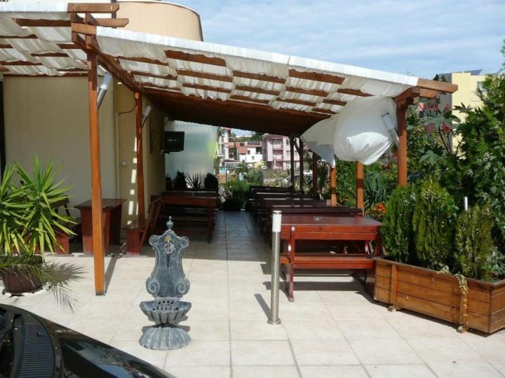 Семеен Хотел Атива - Family Hotel Ativa Лозенець Екстер'єр фото