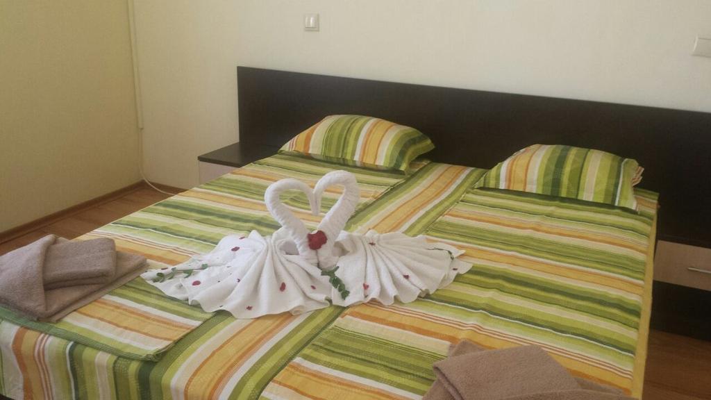Семеен Хотел Атива - Family Hotel Ativa Лозенець Екстер'єр фото