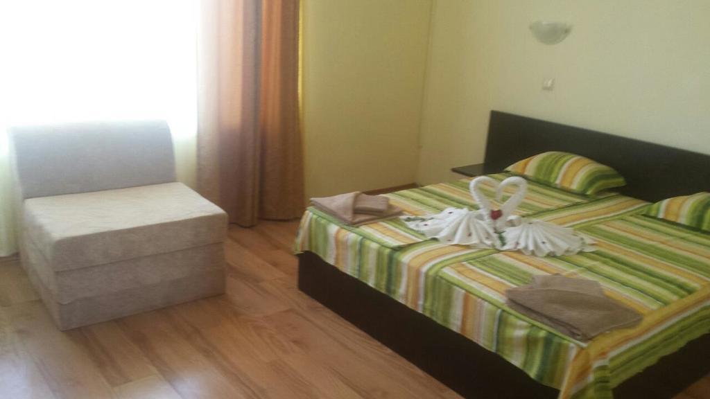 Семеен Хотел Атива - Family Hotel Ativa Лозенець Екстер'єр фото